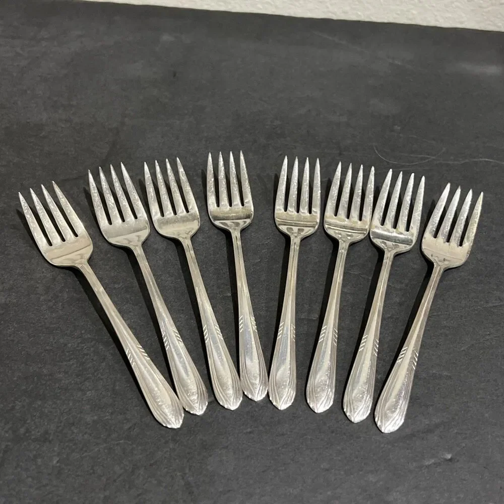 8 Salad Forks International Silver Wm Rogers FASCINATION 1936 Silverplate 6